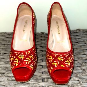 BRUNO MAGLI : Size 38 : RARE FIND : gorgeous {made in Italy}